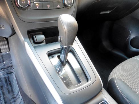 Used 2017 Nissan Sentra S image 5