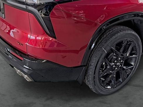 New 2026 Chevrolet Traverse RS w/ LPO, Floor Liner Package image 12