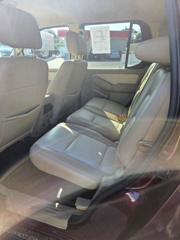 Used 2007 Ford Explorer Sport Trac Limited AWD/4WD image 12