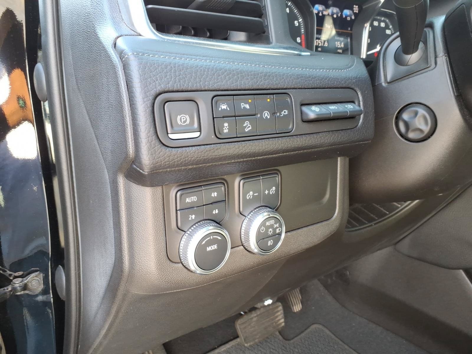 Used 2021 GMC Yukon Denali w/ LPO, Illumination Package AWD/4WD image 10