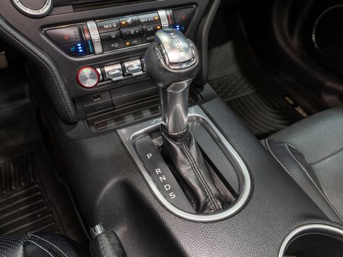 Used 2018 Ford Mustang Premium RWD image 25