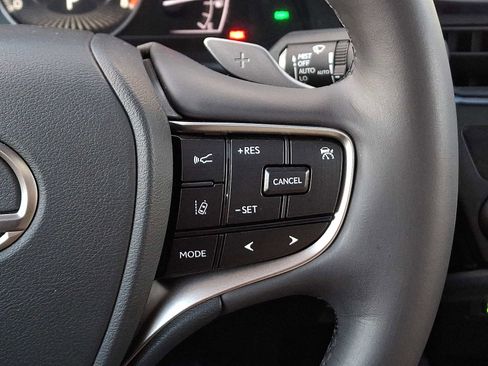 Used 2023 Lexus ES 250 w/ Premium Package image 23