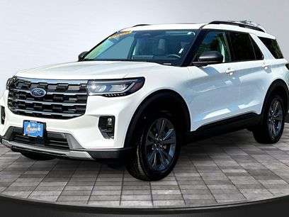 New 2026 Ford Explorer Active w/ Active Comfort Package