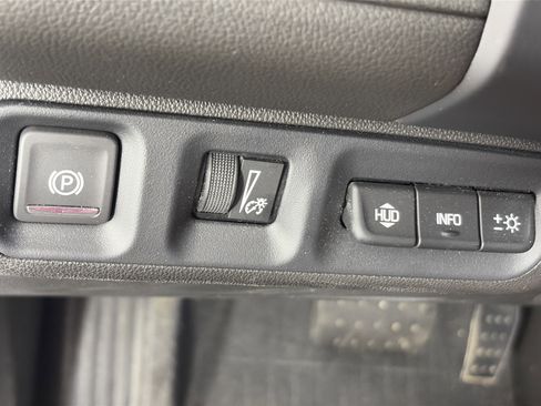 Used 2023 GMC Acadia SLT w/ Elevation Edition AWD/4WD image 17