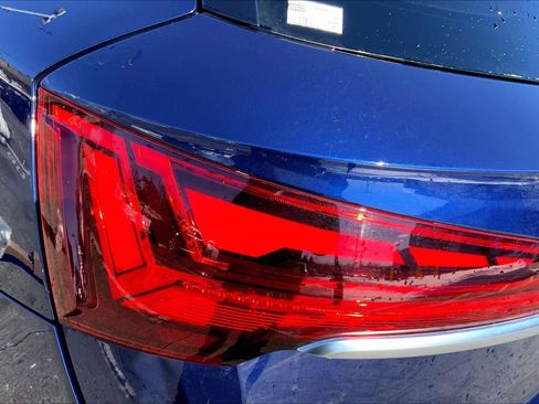 Used 2021 Audi Q5 Premium Plus w/ Premium Plus Package image 29