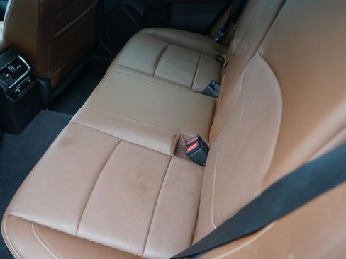 Used 2017 Subaru Outback 3.6R Touring image 46