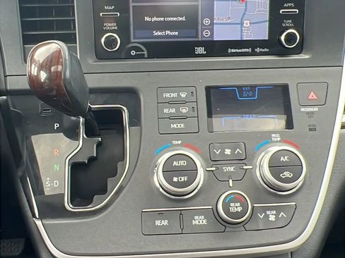 Used 2020 Toyota Sienna Limited Premium AWD/4WD image 31