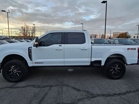 Used 2025 Ford F350 Lariat image 10