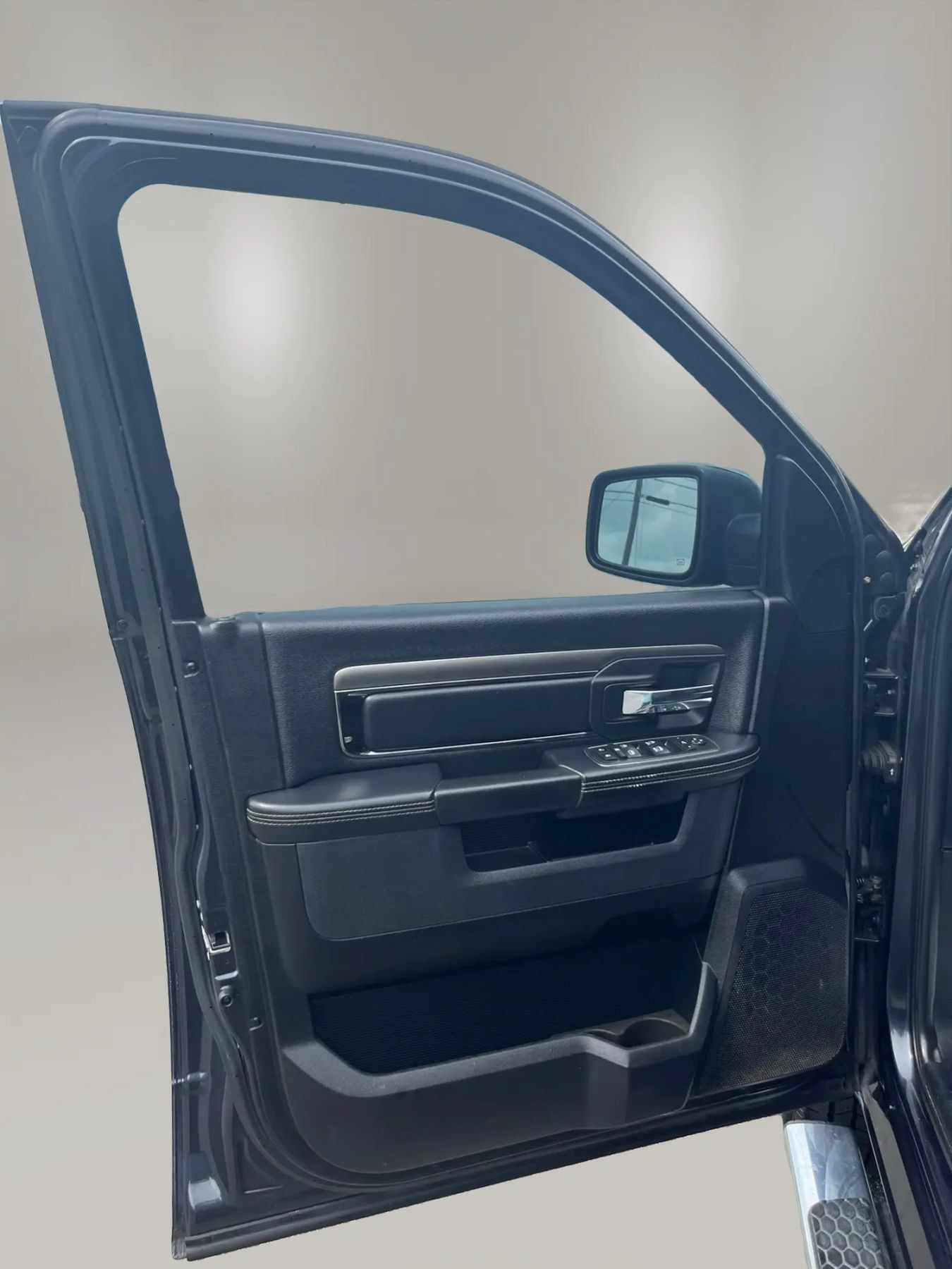 Used 2017 RAM 1500 Sport w/ Convenience Group AWD/4WD image 19