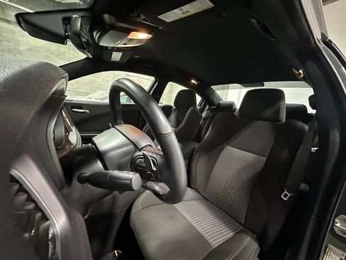 Used 2023 Dodge Charger R/T w/ Technology Group RWD image 13