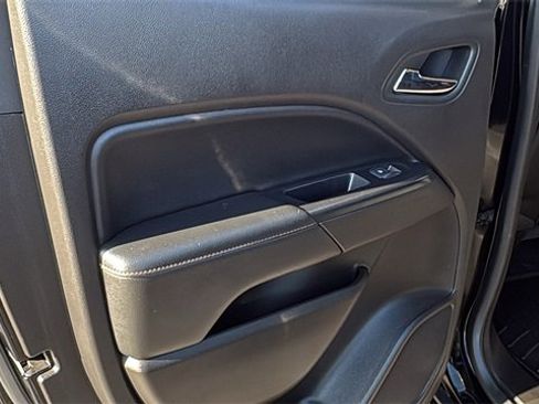 Used 2021 GMC Canyon AT4 image 25