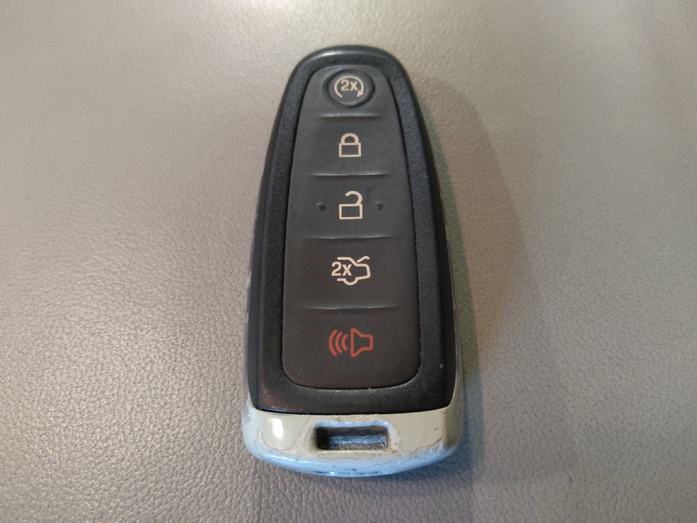 Used 2015 Lincoln MKX FWD w/ Equipment Group 102A image 32