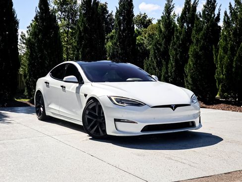 Used 2021 Tesla Model S Long Range AWD/4WD image 2