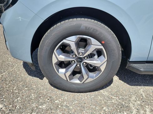 New 2027 Ford Expedition Max Active RWD image 5