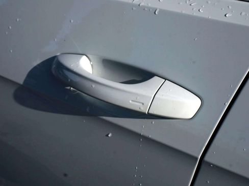 Used 2017 Volkswagen Golf Alltrack SEL image 13