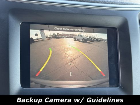 Used 2020 Jeep Cherokee Latitude Plus w/ Cold Weather Group image 9