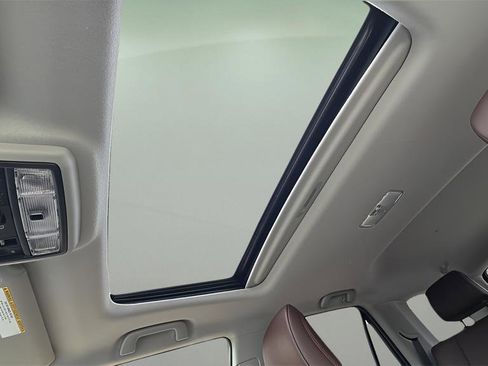 Used 2023 Toyota 4Runner Limited image 15