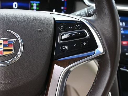 Used 2015 Cadillac XTS FWD image 27
