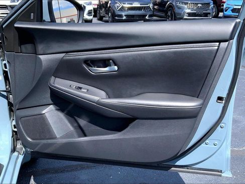 Used 2025 Nissan Sentra SV w/ All-Weather Package FWD image 20