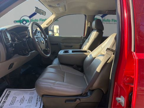 Used 2014 Chevrolet Silverado 2500 W/T image 9