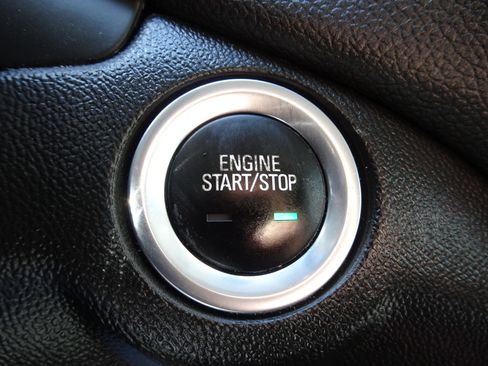 Used 2022 Chevrolet Equinox LT image 25