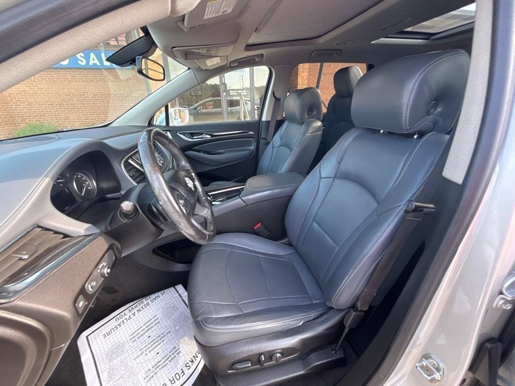 Used 2019 Buick Enclave Essence FWD image 13