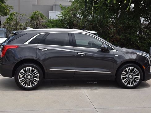 Used 2019 Cadillac XT5 Luxury FWD image 6