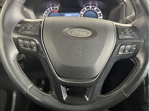 Used 2018 Ford Explorer Platinum AWD/4WD image 21
