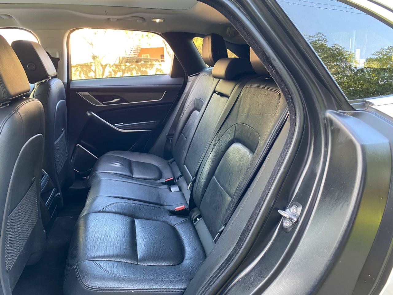 Used 2022 Jaguar F-PACE S AWD/4WD image 35