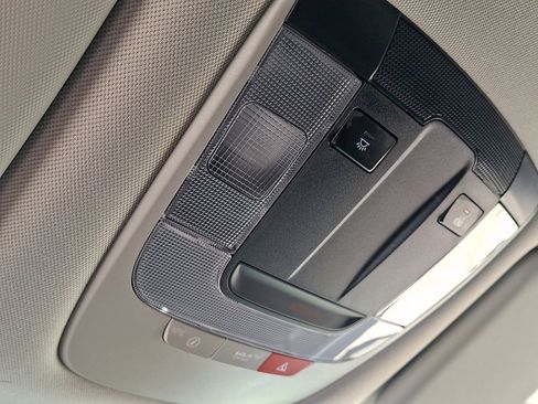 Used 2023 Kia Sportage EX image 34