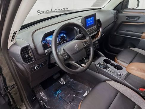 Used 2024 Ford Bronco Sport Outer Banks image 9