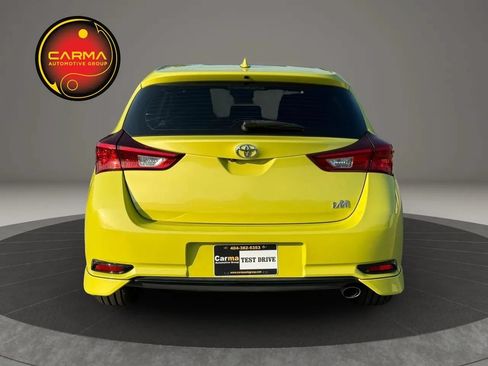 Used 2018 Toyota Corolla iM FWD image 4