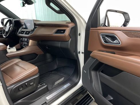 Certified 2021 Chevrolet Tahoe High Country w/ Premium Package AWD/4WD image 41