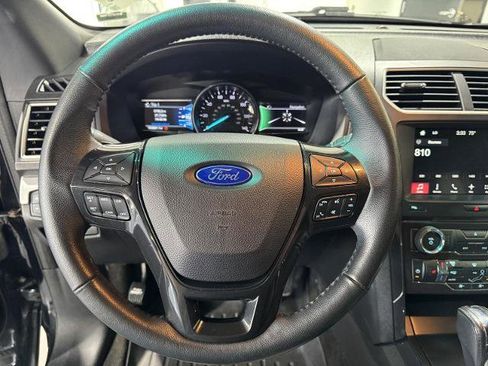 Certified 2017 Ford Explorer XLT w/ Equipment Group 202A FWD image 12