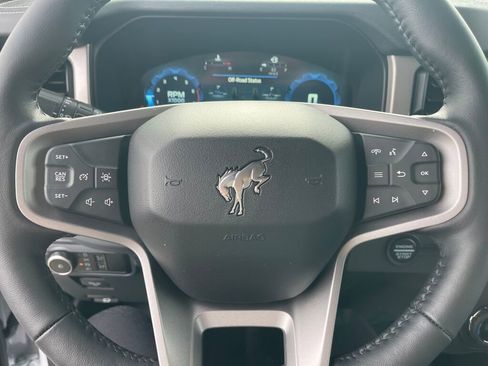New 2025 Ford Bronco Outer Banks w/ Sasquatch Package image 12