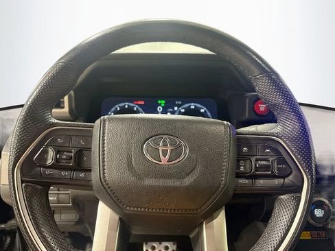Used 2024 Toyota Tacoma TRD Sport AWD/4WD image 10