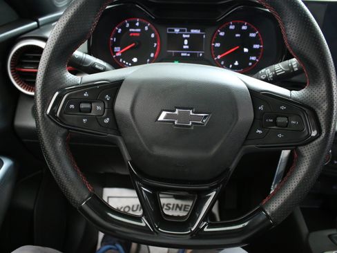 Certified 2024 Chevrolet Trax RS w/ Driver Confidence Package FWD image 13
