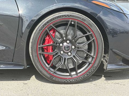 Used 2023 Chevrolet Corvette Z06 w/ Z07 Performance Package image 9