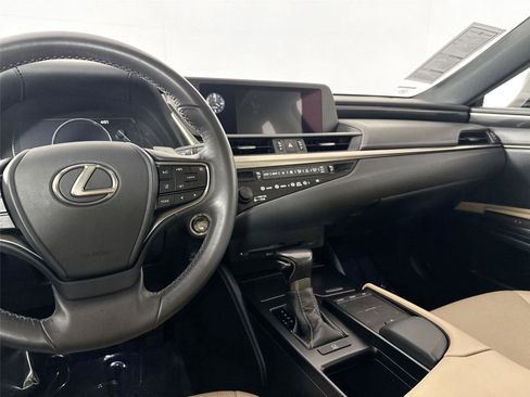 Used 2019 Lexus ES 350 w/ Accessory Package 2 image 31