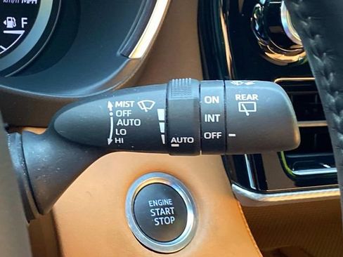 Used 2020 Toyota Highlander Platinum image 24