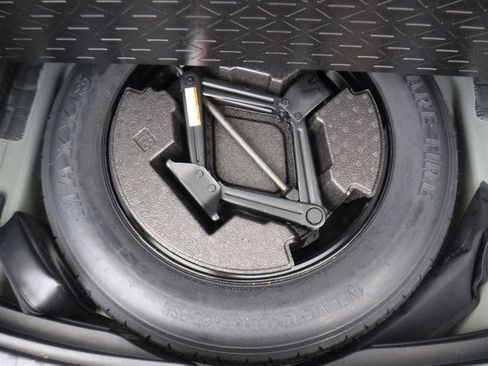 Used 2023 Toyota RAV4 XLE Premium image 44