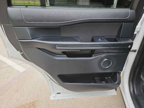 Used 2018 Ford Expedition XL AWD/4WD image 25