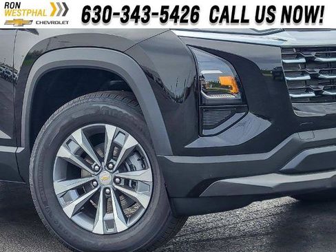 New 2026 Chevrolet Equinox LT image 3