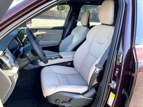 New 2026 Volvo XC90 T8 Plus w/ Protection Package Premier image 11