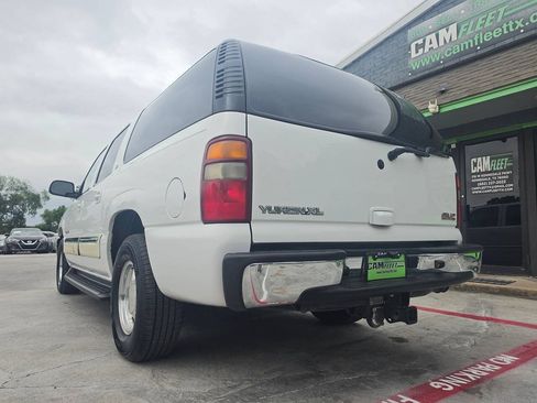 Used 2003 GMC Yukon XL SLT w/ 1SD Preferred Equipment Group RWD image 10