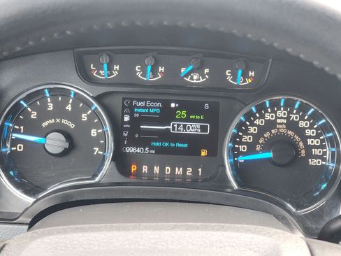 Used 2014 Ford F150 XLT w/ Equipment Group 302A Luxury image 10