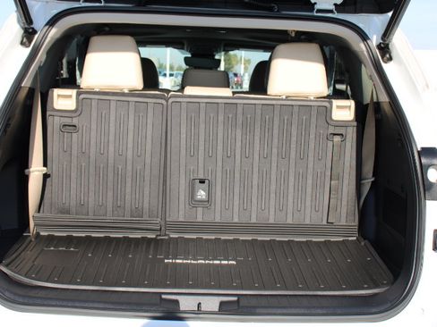 Certified 2022 Toyota Highlander XLE image 15