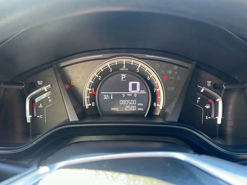 Used 2018 Honda CR-V LX image 10