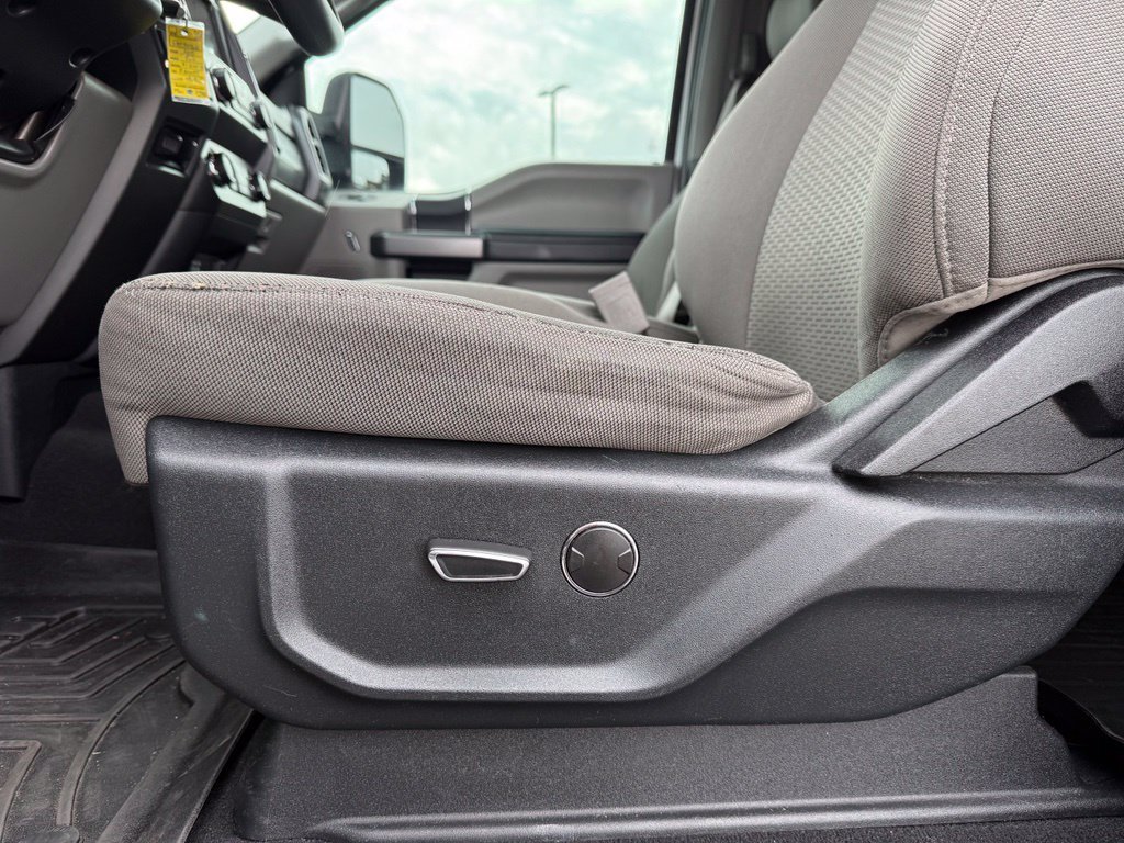 Used 2019 Ford F250 XLT w/ XLT Value Package AWD/4WD image 9