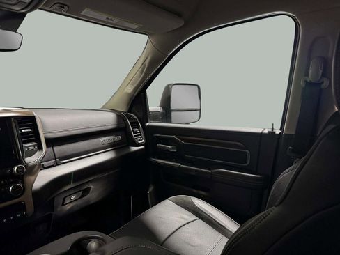 Used 2024 RAM 2500 Laramie w/ Safety Group image 21